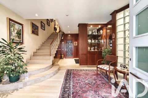 Apartamento de 5 dormitorios en venta en Igualada, Barcelona, Cataluña, Spain № 7442 - foto 30