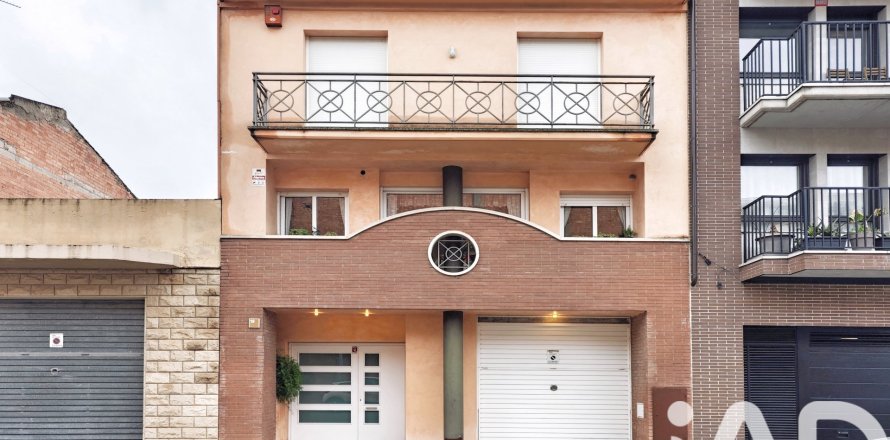Apartamento de 5 dormitorios en venta en Igualada, Barcelona, Cataluña, Spain № 7442
