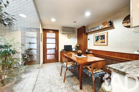 Apartamento de 5 dormitorios en venta en Igualada, Barcelona, Cataluña, Spain № 7442 - foto 16