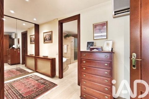 Apartamento de 5 dormitorios en venta en Igualada, Barcelona, Cataluña, Spain № 7442 - foto 6