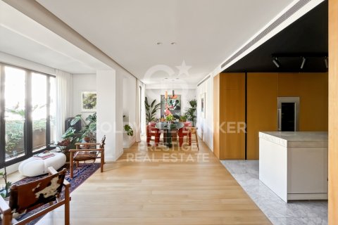 Apartamento de 2 dormitorios en venta en Barcelona, Cataluña, Spain № 5465 - foto 5
