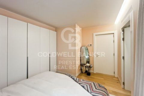 Apartamento de 2 dormitorios en venta en Barcelona, Cataluña, Spain № 5465 - foto 22