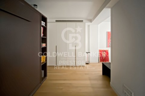 Apartamento de 2 dormitorios en venta en Barcelona, Cataluña, Spain № 5465 - foto 25