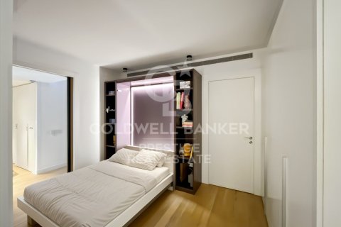 Apartamento de 2 dormitorios en venta en Barcelona, Cataluña, Spain № 5465 - foto 27