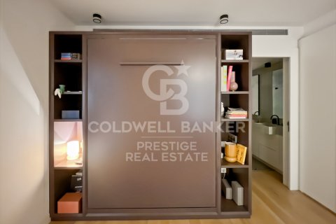 Apartamento de 2 dormitorios en venta en Barcelona, Cataluña, Spain № 5465 - foto 26