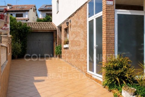 4 bedrooms house for sale in Vilassar de Dalt, Barcelona, Catalonia, Spain № 7782 - photo 26