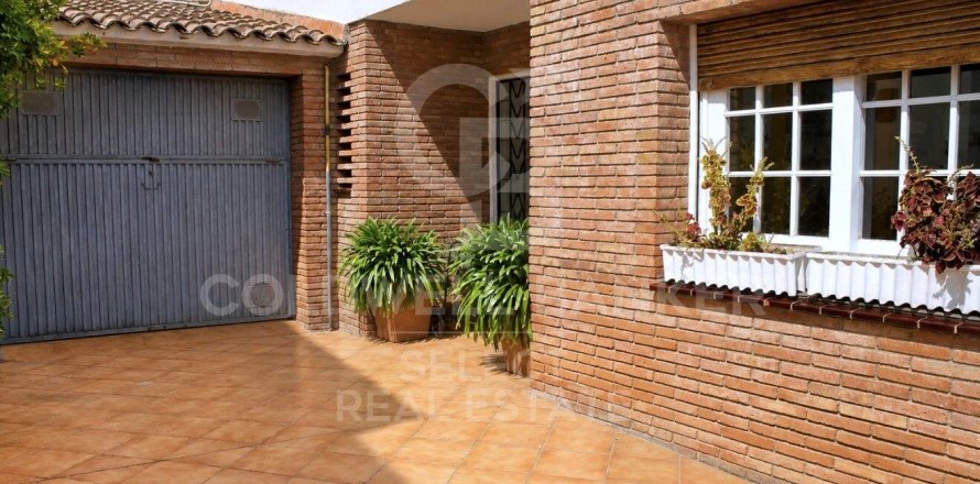 4 bedrooms house for sale in Vilassar de Dalt, Barcelona, Catalonia, Spain № 7782