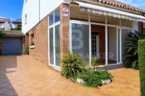 4 bedrooms house for sale in Vilassar de Dalt, Barcelona, Catalonia, Spain № 7782 - photo 27