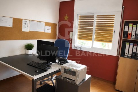 4 bedrooms house for sale in Vilassar de Dalt, Barcelona, Catalonia, Spain № 7782 - photo 10