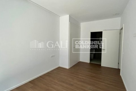 2 bedrooms apartment for sale in Principado De Andorra (Ninguna Poblacion Tiene C.P.), Lleida, Catalonia, Spain № 7783 - photo 7