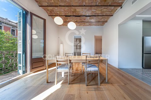 4 bedrooms apartment for sale in Barcelona, Catalonia, Spain № 7785