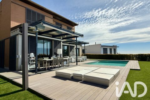 Купить дом в Сан-Висенс де Монтальт, Испания с 5 спален, 244м², № 8326 - фото 3