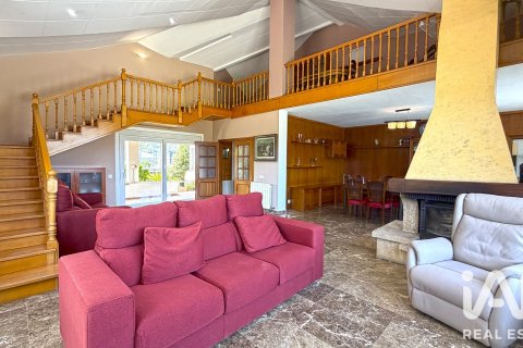 5 bedrooms house for sale in Argentona, Barcelona, Catalonia, Spain № 8324 - photo 18