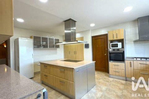 5 bedrooms house for sale in Argentona, Barcelona, Catalonia, Spain № 8324 - photo 8