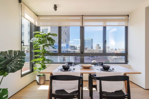 4 bedrooms apartment for sale in Barcelona, Catalonia, Spain № 4313
