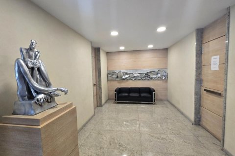 3 bedrooms apartment for sale in Principado De Andorra (Ninguna Poblacion Tiene C.P.), Lleida, Catalonia, Spain № 7755 - photo 5