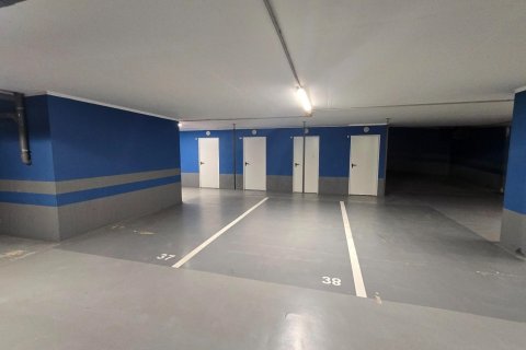 3 bedrooms apartment for sale in Principado De Andorra (Ninguna Poblacion Tiene C.P.), Lleida, Catalonia, Spain № 7755 - photo 4