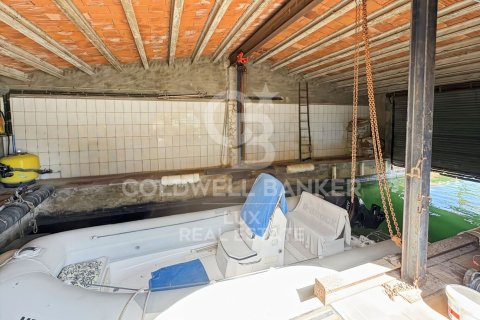 7 bedrooms villa for sale in Empuriabrava, Girona, Catalonia, Spain № 7759 - photo 4