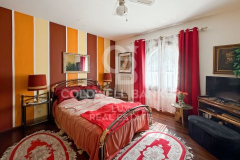 7 bedrooms villa for sale in Empuriabrava, Girona, Catalonia, Spain № 7759 - photo 12