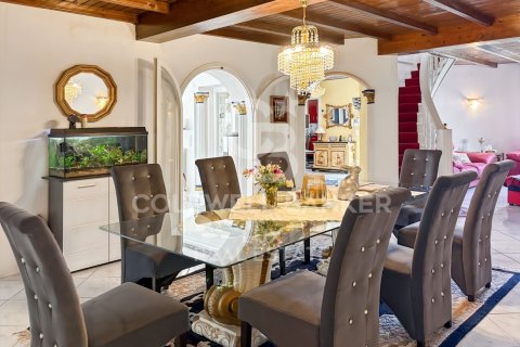 7 bedrooms villa for sale in Empuriabrava, Girona, Catalonia, Spain № 7759 - photo 17