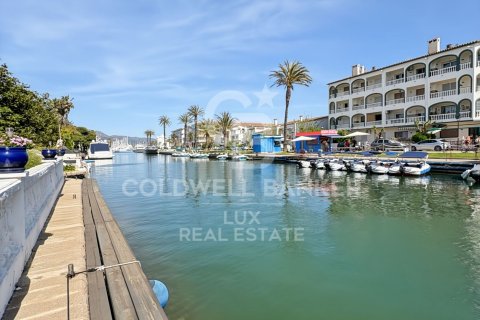 7 bedrooms villa for sale in Empuriabrava, Girona, Catalonia, Spain № 7759 - photo 28