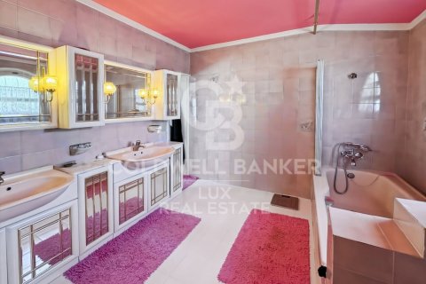 7 bedrooms villa for sale in Empuriabrava, Girona, Catalonia, Spain № 7759 - photo 7