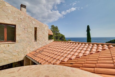 6 bedrooms villa for sale in Blanes, Girona, Catalonia, Spain № 1276 - photo 28