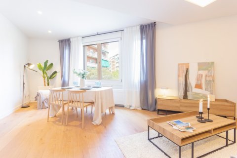 3 bedrooms apartment for sale in Barcelona, Catalonia, Spain № 1272 - photo 4