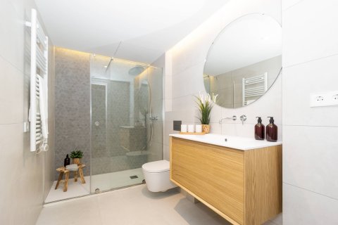 3 bedrooms apartment for sale in Barcelona, Catalonia, Spain № 1272 - photo 11