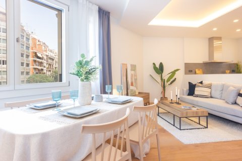 3 bedrooms apartment for sale in Barcelona, Catalonia, Spain № 1272 - photo 3