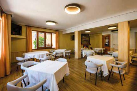 17 bedrooms commercial property for sale in Barcelona, Catalonia, Spain № 1274 - photo 6
