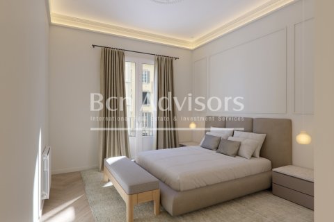 3 bedrooms apartment for sale in Barcelona, Catalonia, Spain № 2903 - photo 11