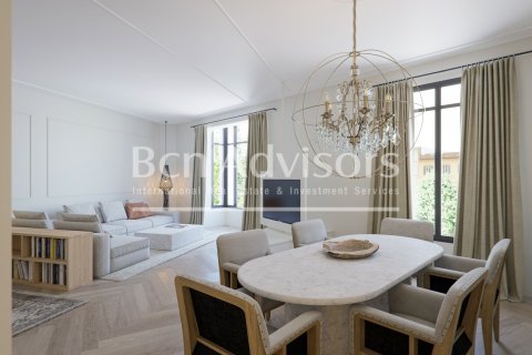 3 bedrooms apartment for sale in Barcelona, Catalonia, Spain № 2903 - photo 2