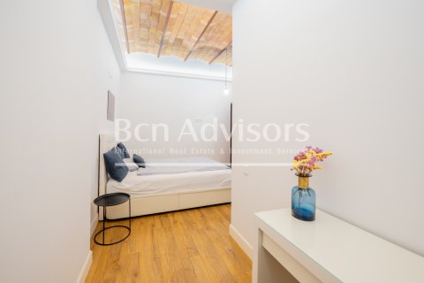 3 bedrooms apartment for sale in Barcelona, Catalonia, Spain № 2899 - photo 23