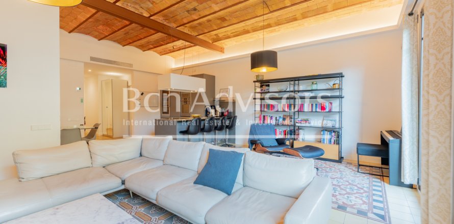 3 bedrooms apartment for sale in Barcelona, Catalonia, Spain № 2899