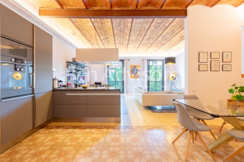 3 bedrooms apartment for sale in Barcelona, Catalonia, Spain № 2899 - photo 2
