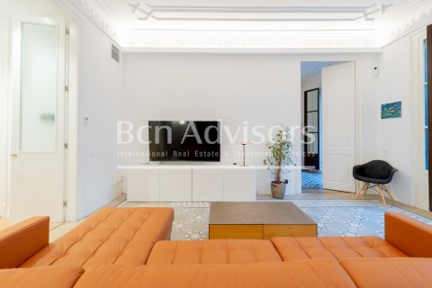 3 bedrooms apartment for sale in Barcelona, Catalonia, Spain № 2900 - photo 14