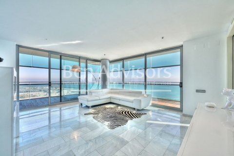 3 bedrooms apartment for sale in Barcelona, Catalonia, Spain № 2902 - photo 2