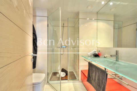 3 bedrooms apartment for sale in Barcelona, Catalonia, Spain № 2902 - photo 17