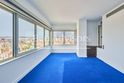 2 bedrooms penthouse for sale in Barcelona, Catalonia, Spain № 2901 - photo 28