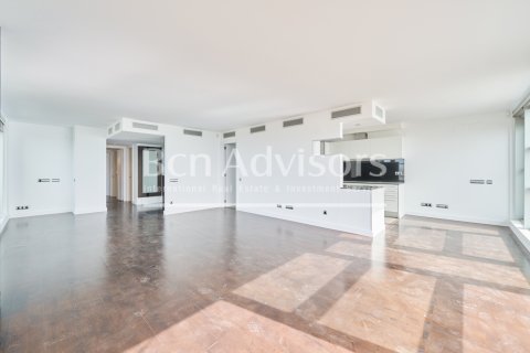 2 bedrooms penthouse for sale in Barcelona, Catalonia, Spain № 2901 - photo 16