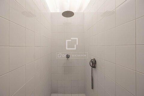 Купить квартиру в Барселона, Испания с 1 спальня, 163м², № 6818 - фото 17