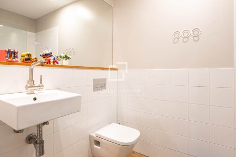 Купить квартиру в Барселона, Испания с 1 спальня, 163м², № 6818 - фото 20