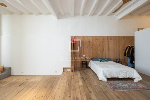 Купить квартиру в Барселона, Испания с 1 спальня, 163м², № 6818 - фото 4