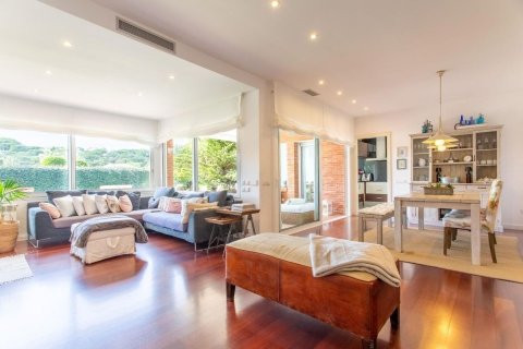 4 bedrooms house for sale in Sant Andreu de Llavaneres, Barcelona, Catalonia, Spain № 6209 - photo 15
