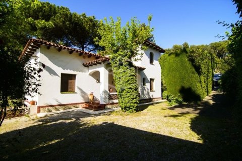 13 bedrooms commercial property for sale in Barcelona, Catalonia, Spain № 947 - photo 4