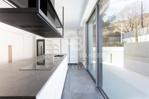 8 bedrooms house for sale in Barcelona, Catalonia, Spain № 5781 - photo 13
