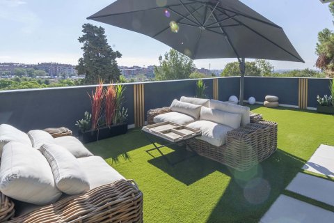 3 bedrooms apartment for sale in El Mirador II Esplugues de Llobregat, Barcelona, Catalonia, Spain № 3688 - photo 8
