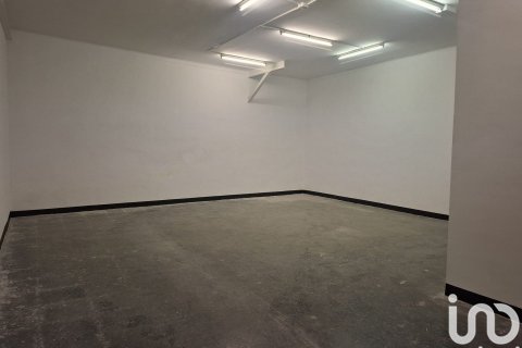 338 sq.m. commercial property for rent in Barcelona, Catalonia, Spain № 7593 - photo 14