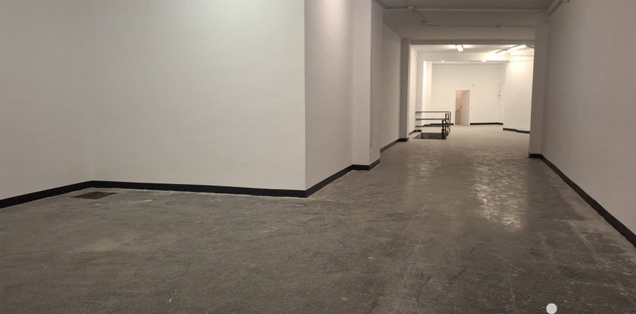 338 sq.m. commercial property for rent in Barcelona, Catalonia, Spain № 7593